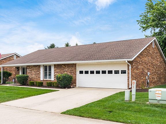 2nd image of 612 Circle Dr
