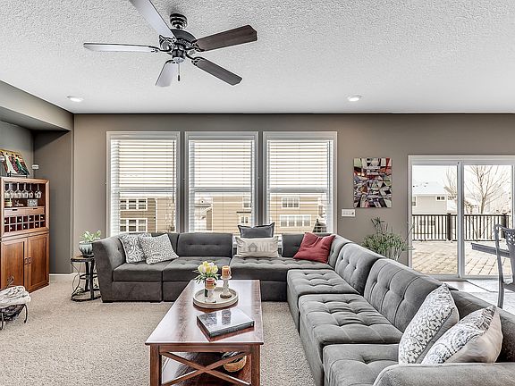 5th image of 4765 Foxtail Ln