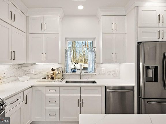 5th image of 39391 Saddleridge Ln
