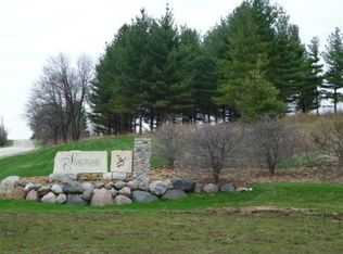 1230 E Longwood Dr, Bull Valley, IL 60098