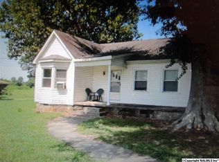 425 Burns St, Albertville, AL 35950
