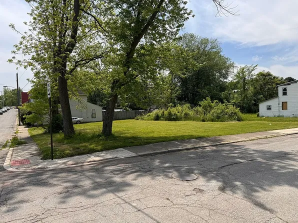 223-225 E Pleasant St, Springfield, OH 45505
