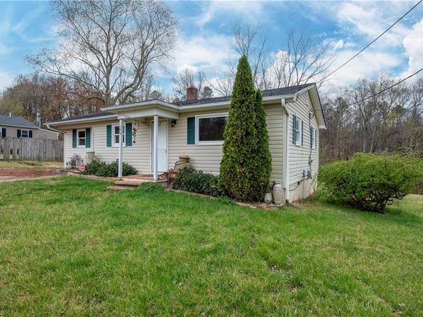 306 Plemmons Rd, Lewisville, NC 27023