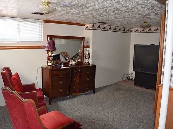 Basement family room