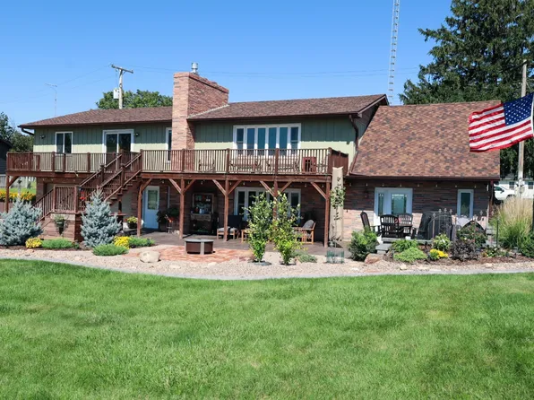 1110 South St, Alma, NE 68920