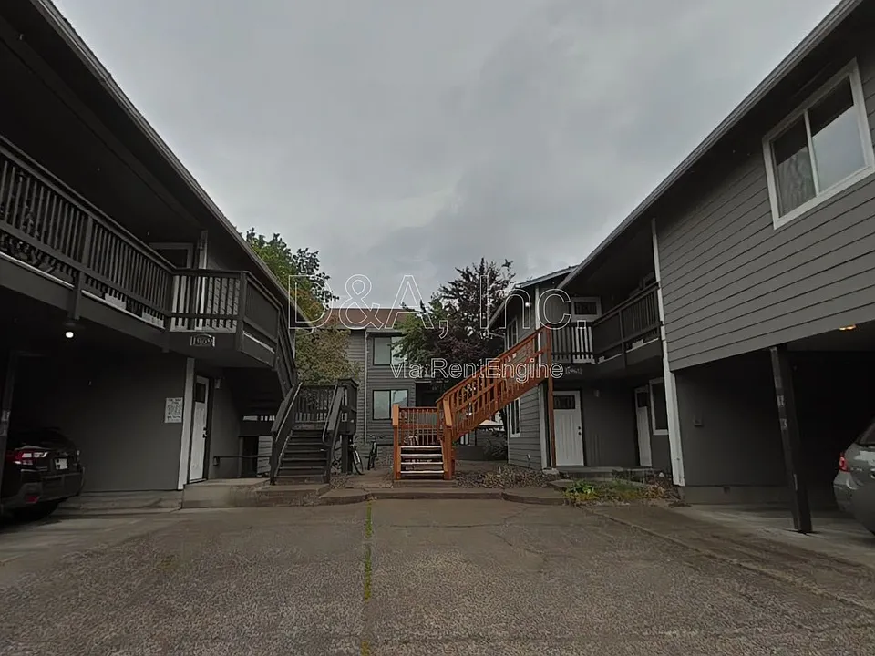 1961 NW Grant Ave #1