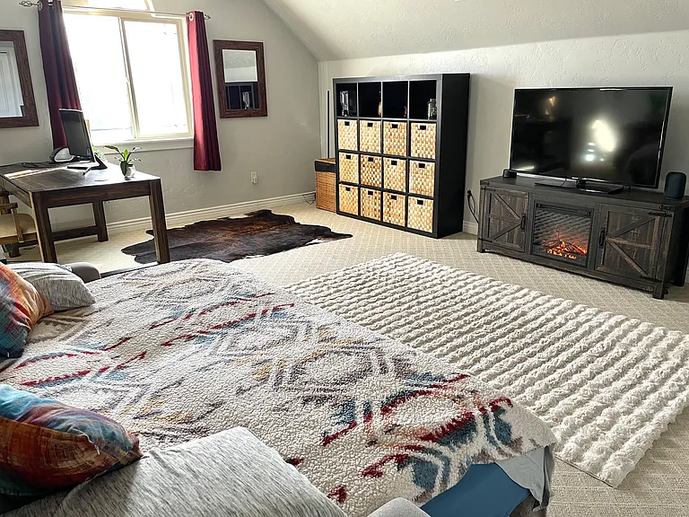 10508 Alpine St — Photo 23