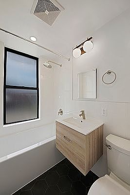5th image of 304 10th St #298-6