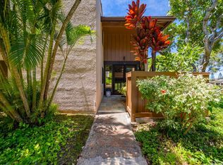 391 Kaelepulu Dr APT A, Kailua, HI 96734
