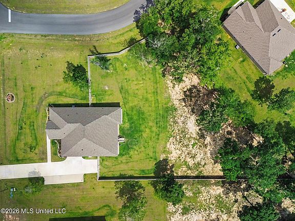 5th image of 19194 Harrington Cir