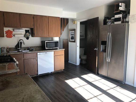 3rd image of 1367 N 18th St