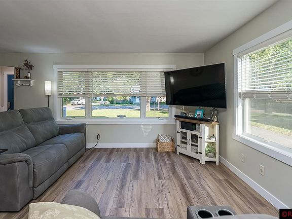 4th image of 1404 Carney Ave
