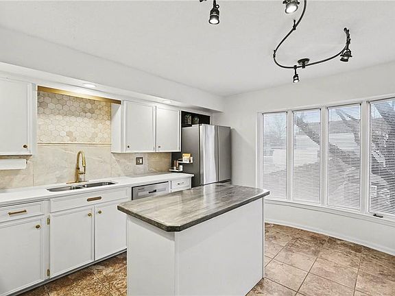 2nd image of 8721 Riggs Ln