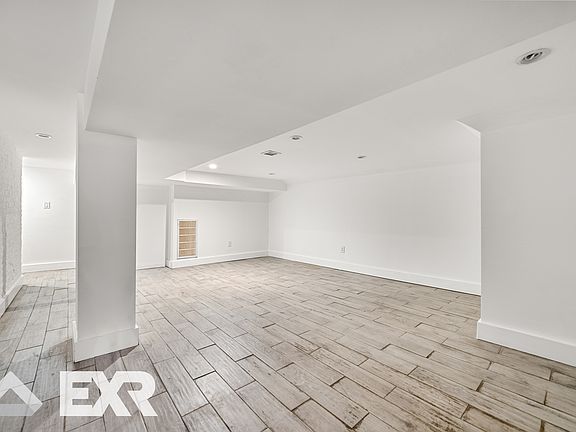 3rd image of 928 Hancock St #1