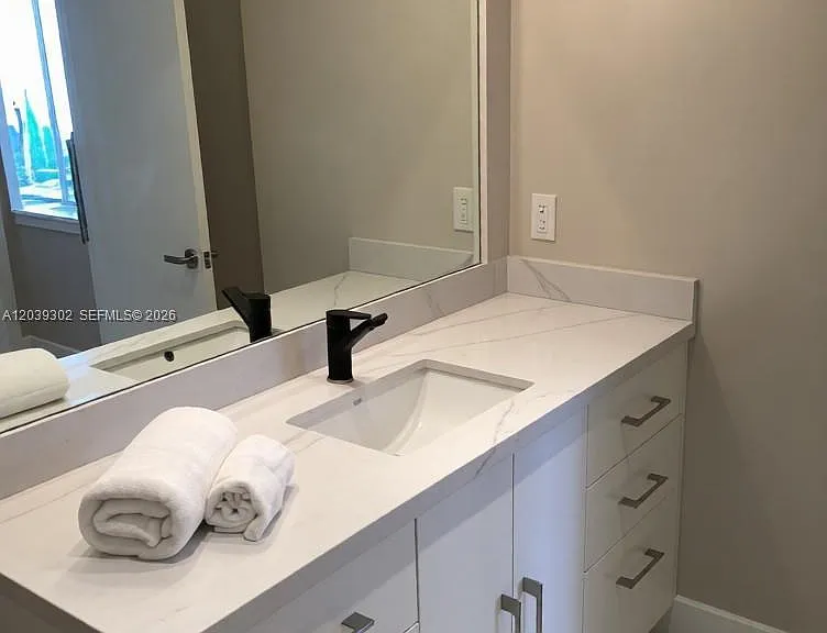 10180 W Bay Harbor Dr #0 — Photo 14
