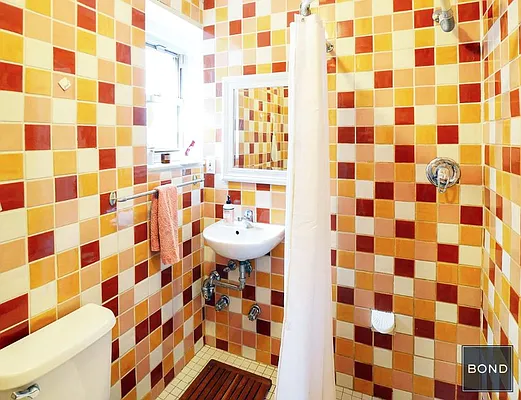 Rented by Bond New York | media 18