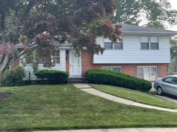 108 Radcliffe Ave, West Lawn, PA 19609