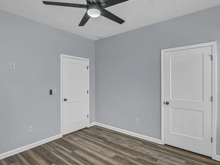 32 Roberson St — Photo 17
