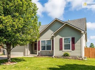 235 Prairie Ln, Wellsville, KS 66092
