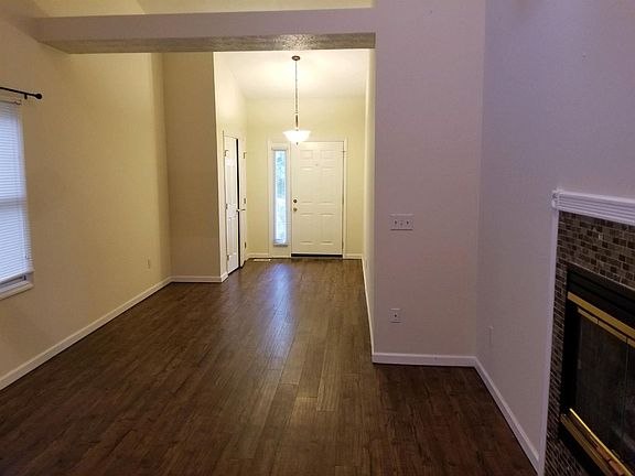 4th image of 80A Clubhouse Ln