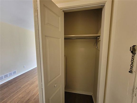 3rd image of 1597 Gilston Ct