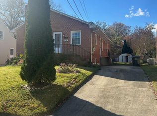 2762 W George Mason Rd, Falls Church, VA 22042