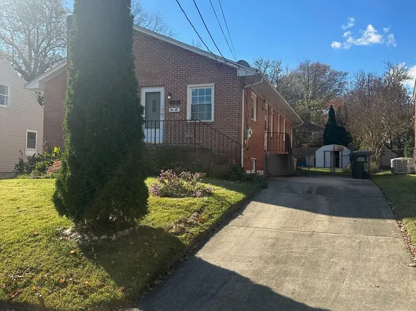 2762 W George Mason Rd, Falls Church, VA 22042