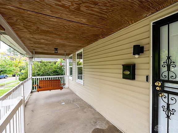5th image of 123 Indianola Ave