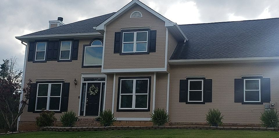 2nd image of 612 Pine Brow Trl