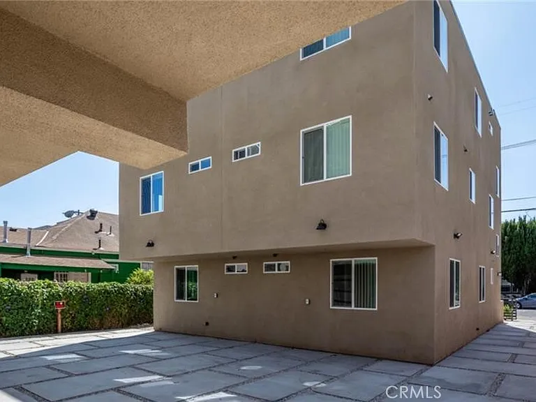 1822 S Orchard Ave #1822 — Photo 3