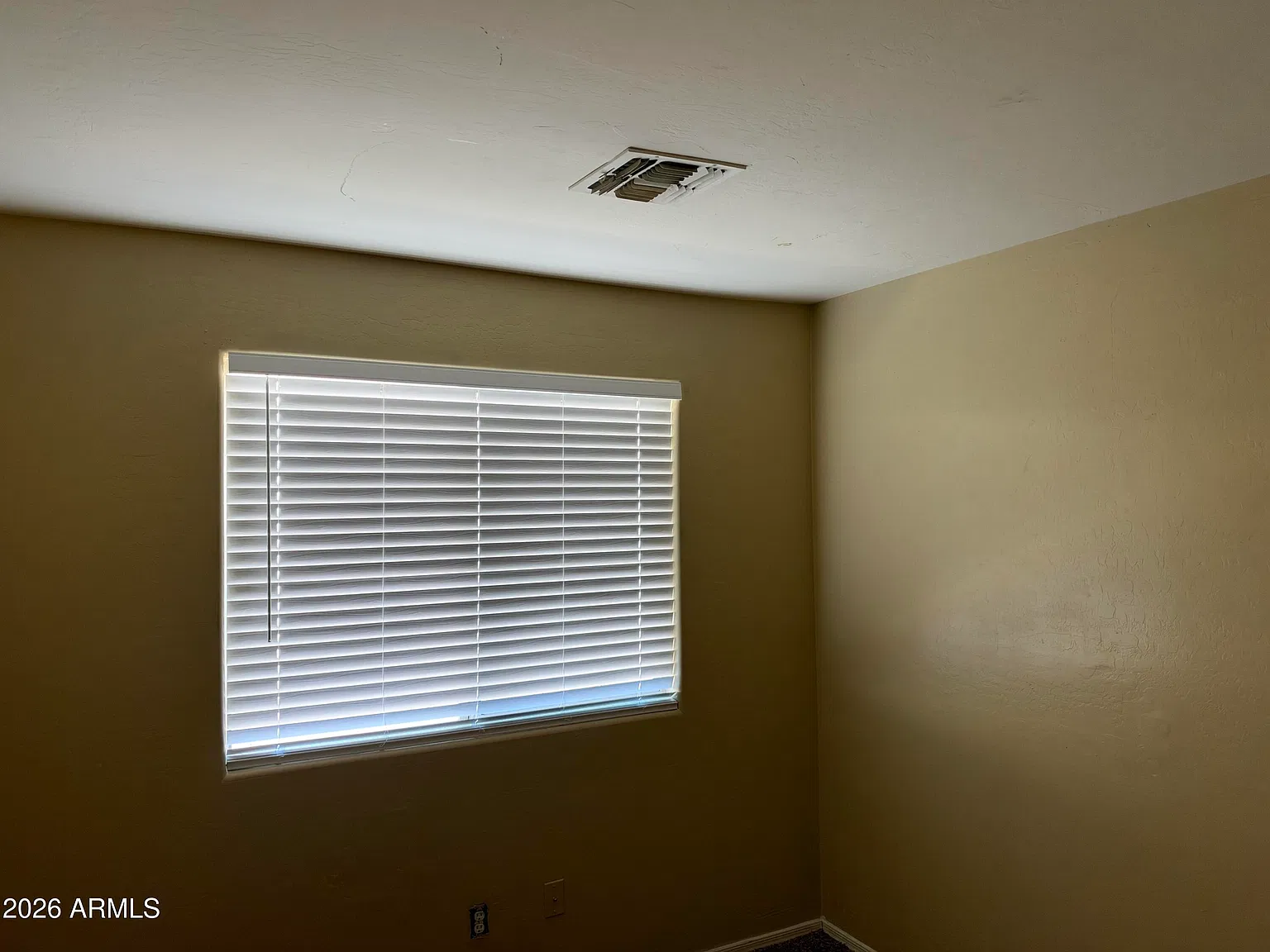 4 bed, 2.0 bath, 1478 sqft, $1,795 — Photo 3