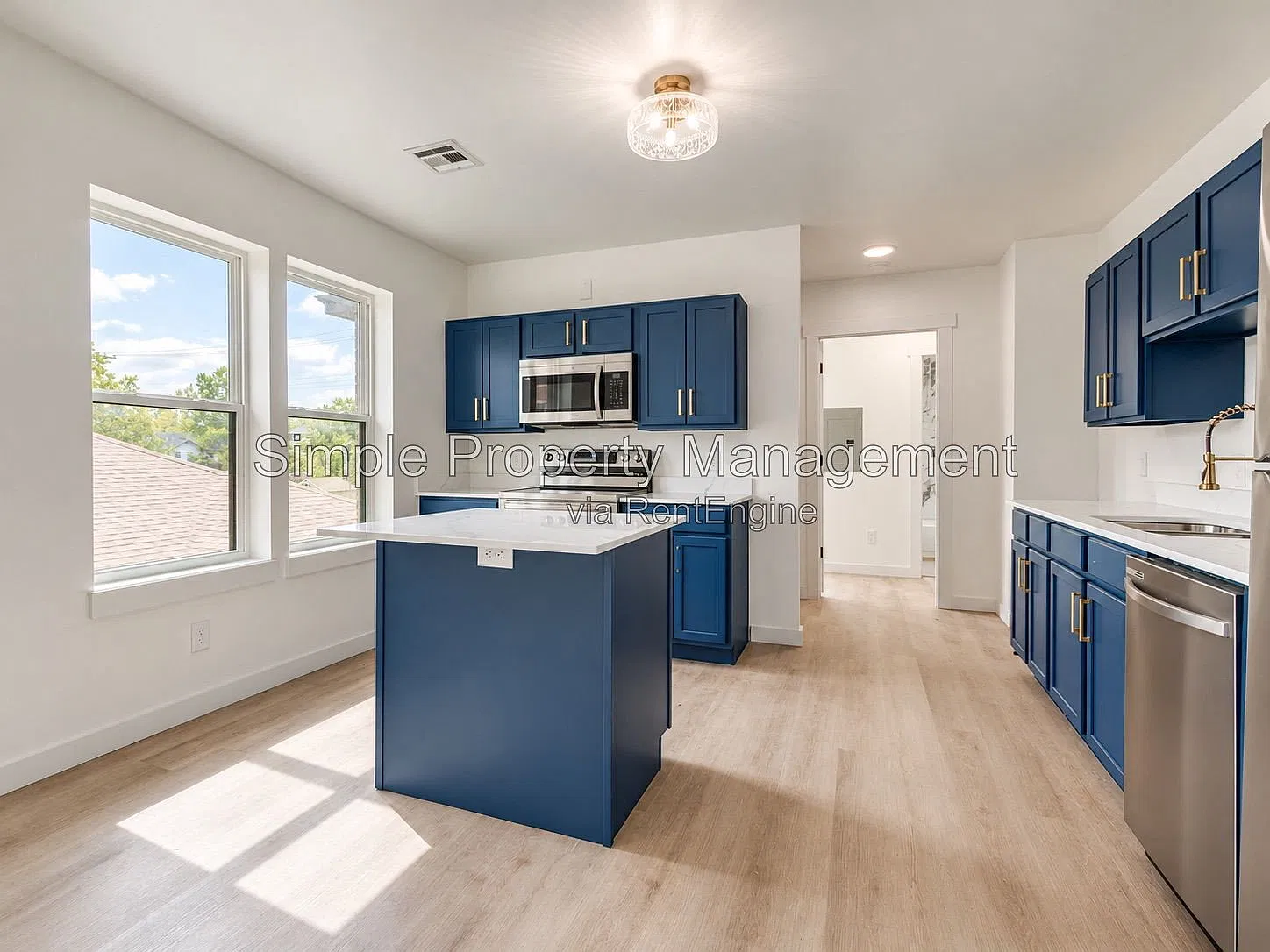 1 bed, 1.0 bath, 837 sqft, $1,150 — Photo 1