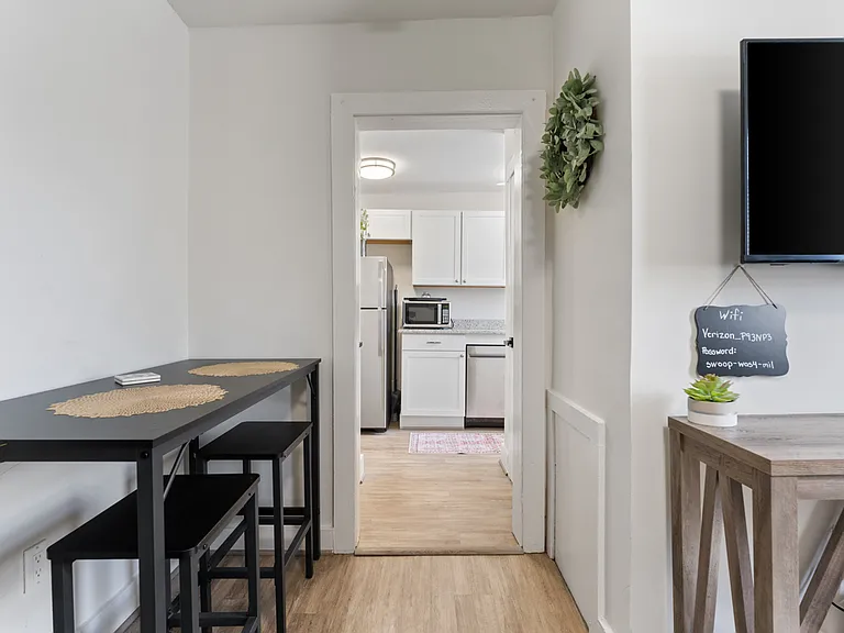 400 Princess Anne St #2 — Photo 11