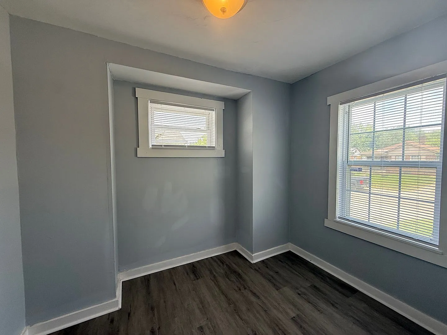 New Listing Charming 2 Bedroom | 1 Bathroom Home with Spacious Backyard — Photo 3