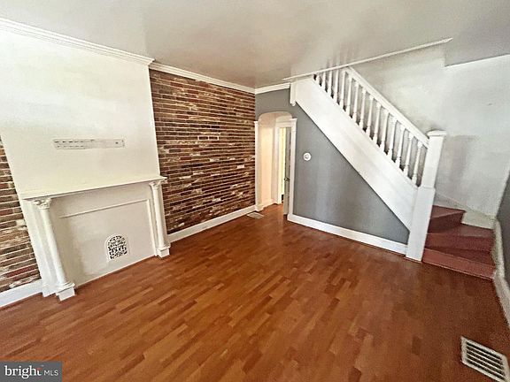 4th image of 617 Dumbarton Ave