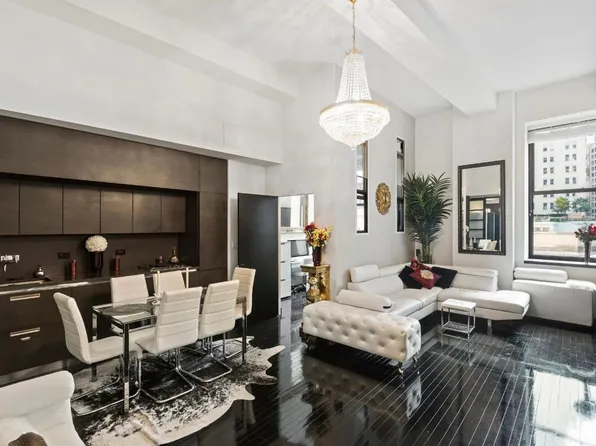 20 Pine Street image 1 of 6