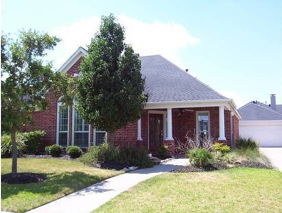 1st image of 2618 Canyon Bluff Dr