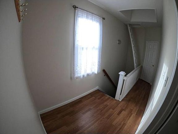 4th image of 9741 88th St