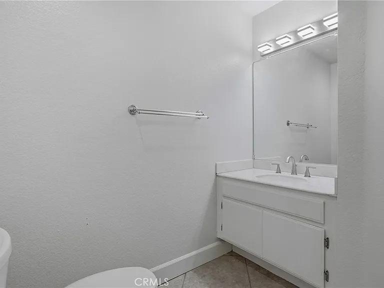 26201 Sunnyglen Ave — Photo 12
