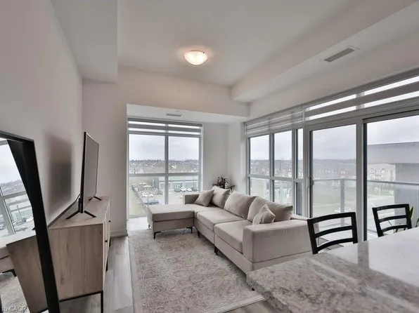 470 Dundas St E #506, Hamilton, ON L8B 0E8