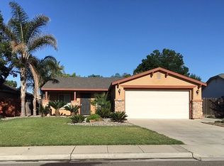 1756 Valley Springs Ave, Hanford, CA 93230