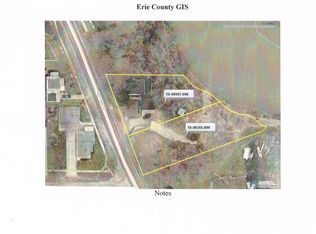 739 W River Rd, Vermilion, OH 44089