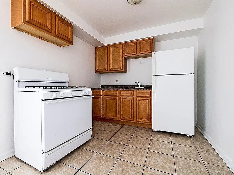 14138 S School
