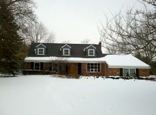 7443 Old Mill Rd, Bloomfield Hills, MI 48301
