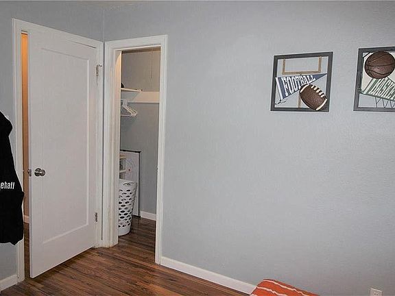 3rd image of 529 Avenue B