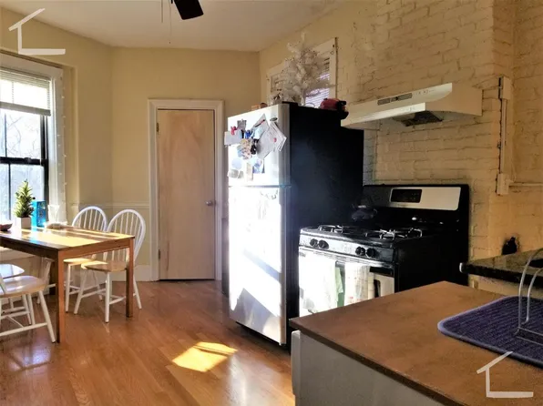 92 Hammond St #8, Roxbury Crossing, MA 02120