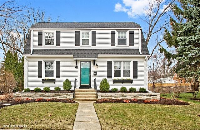 1st image of 346 Woodbridge St