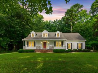 819 Lake Kilby Rd, Suffolk, VA 23434