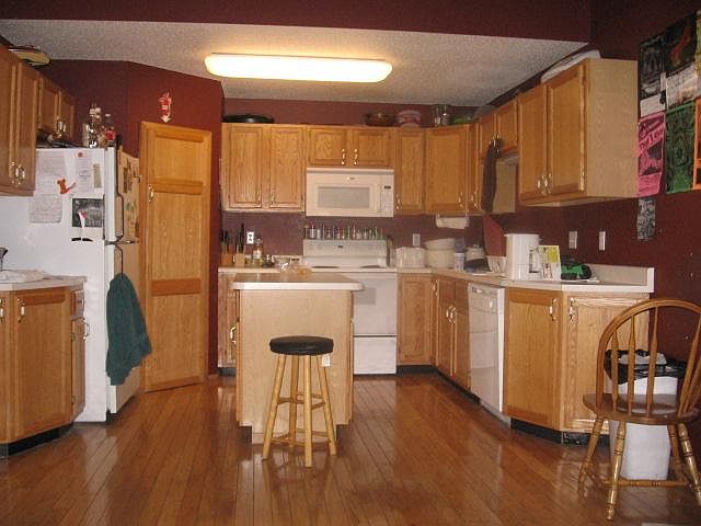 2nd image of 1227 32nd Street Cir S