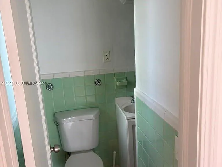 7921 West Dr #7 — Photo 9